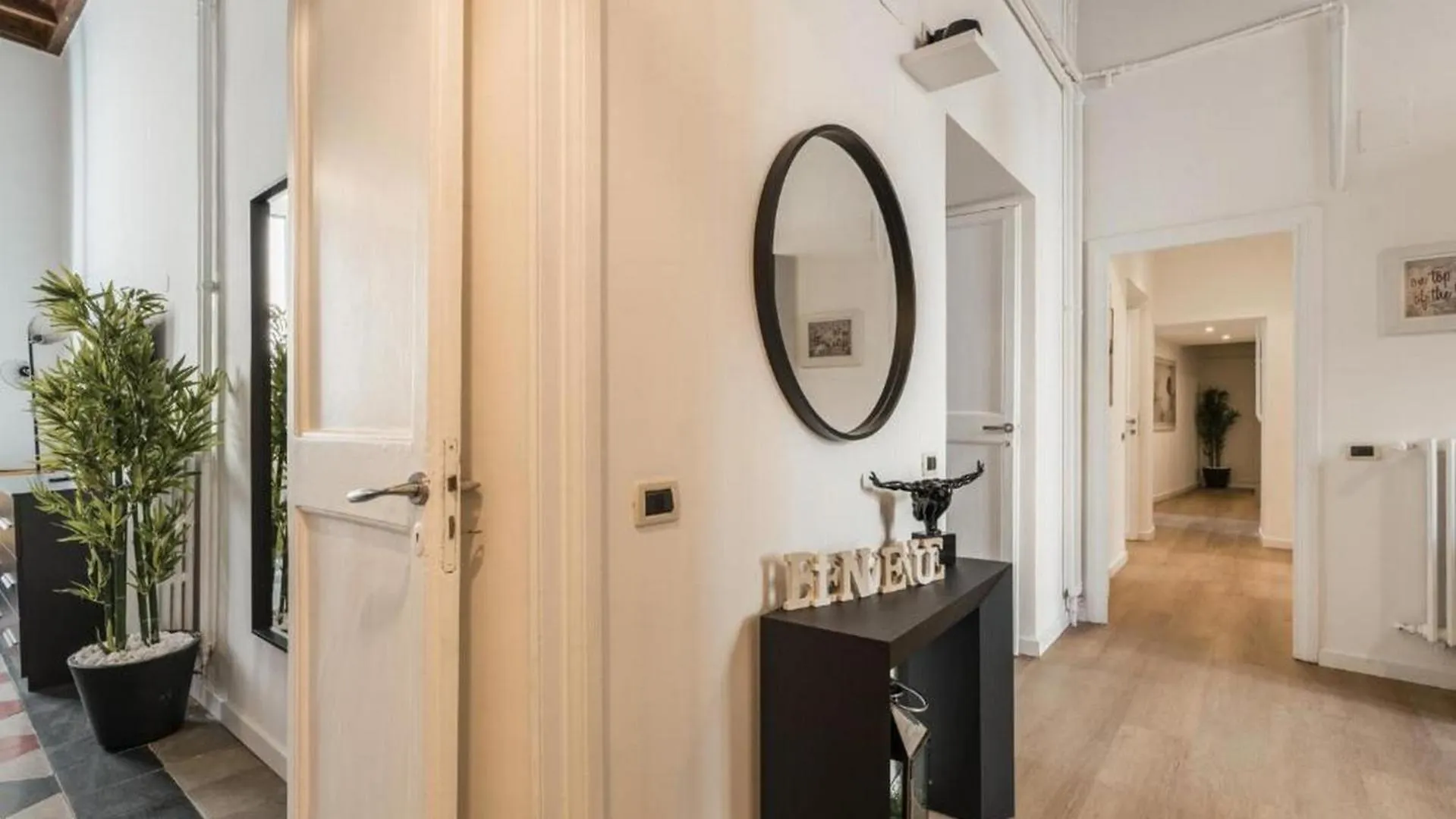 6Bdr Stylish Apartment In The Lovely Rome- If You Want To Book, Please Contact On Wh-Ats-App - 0034-635-518-216 !!!! 0*, Rome Italy
