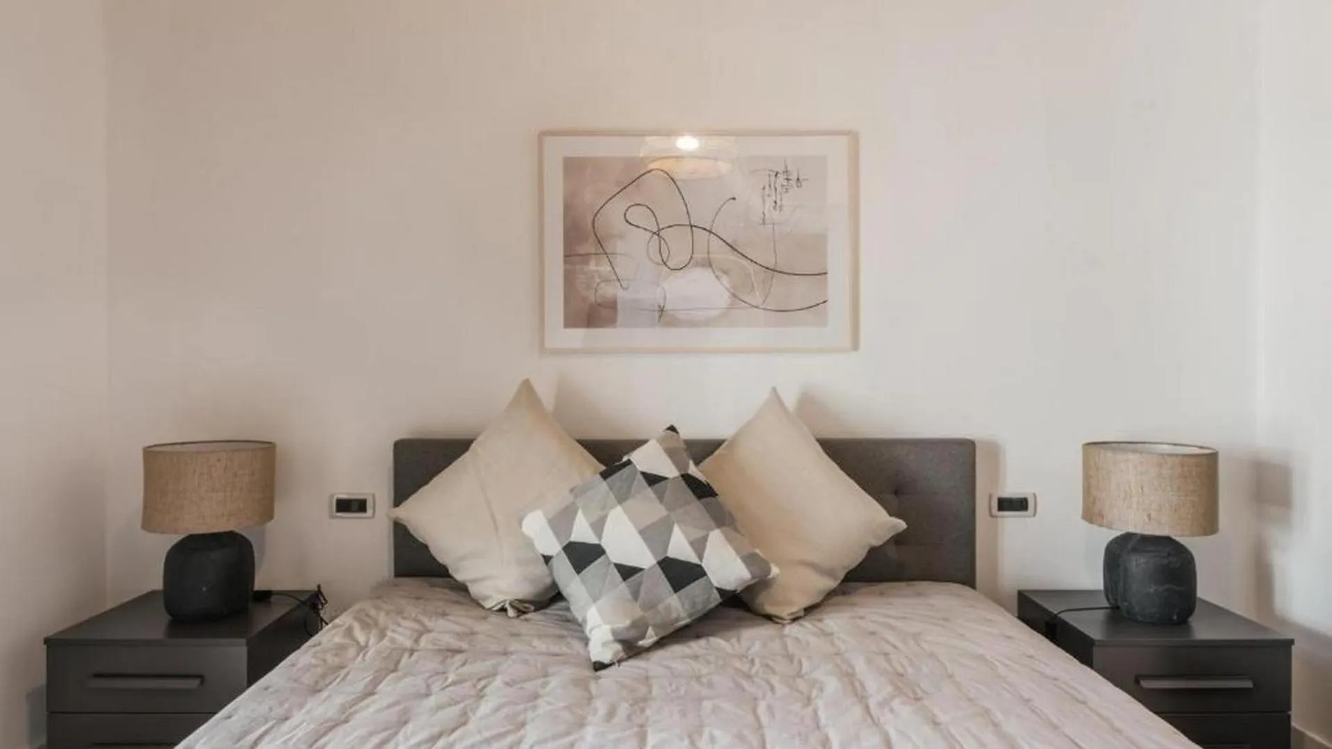 6Bdr Stylish Apartment In The Lovely Rome- If You Want To Book, Please Contact On Wh-Ats-App - 0034-635-518-216 !!!! 0*, Rome