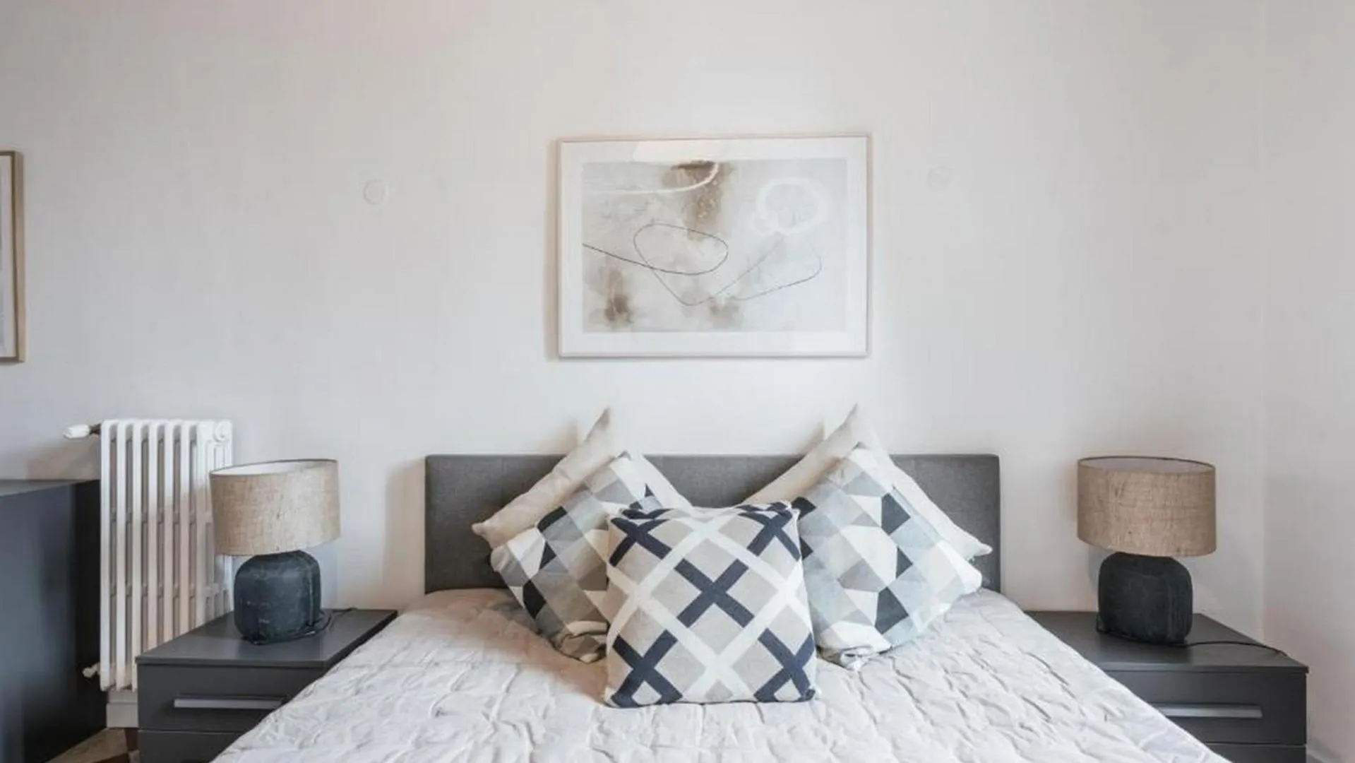 6Bdr Stylish Apartment In The Lovely Rome- If You Want To Book, Please Contact On Wh-Ats-App - 0034-635-518-216 !!!!