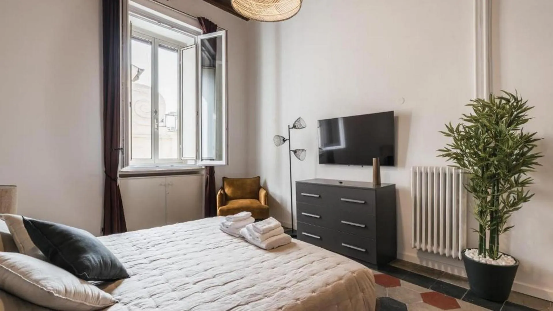 6Bdr Stylish Apartment In The Lovely Rome- If You Want To Book, Please Contact On Wh-Ats-App - 0034-635-518-216 !!!! 0*, Rome