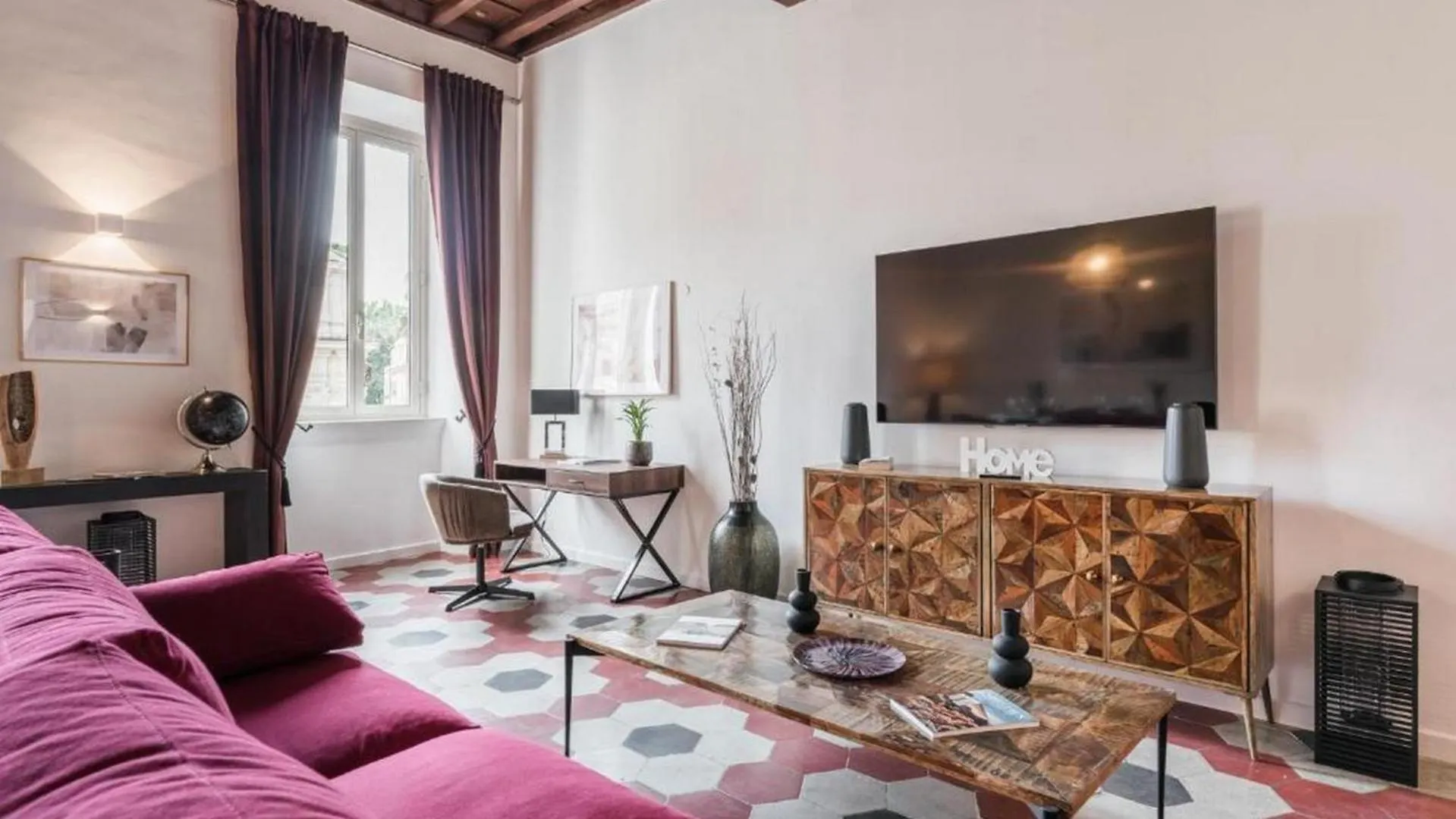 6Bdr Stylish Apartment In The Lovely Rome- If You Want To Book, Please Contact On Wh-Ats-App - 0034-635-518-216 !!!!